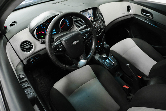 Chevrolet Cruze LS, 2011 года, пробег 188000 км