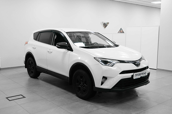 Toyota RAV4, 2015 года, пробег 227000 км