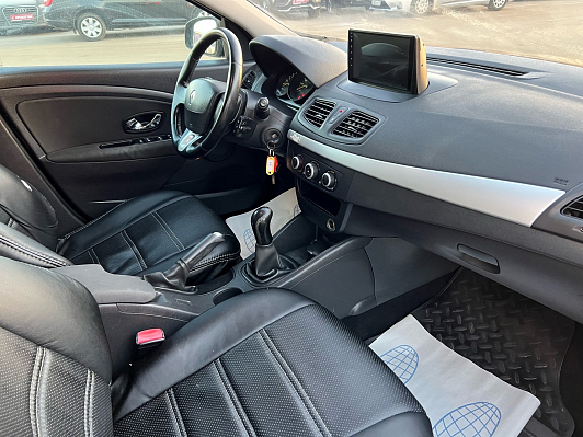 Renault Megane, 2012 года, пробег 230000 км