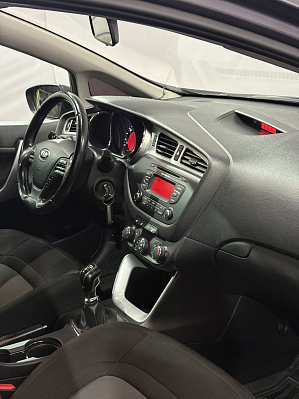 Kia Ceed Comfort, 2013 года, пробег 123747 км