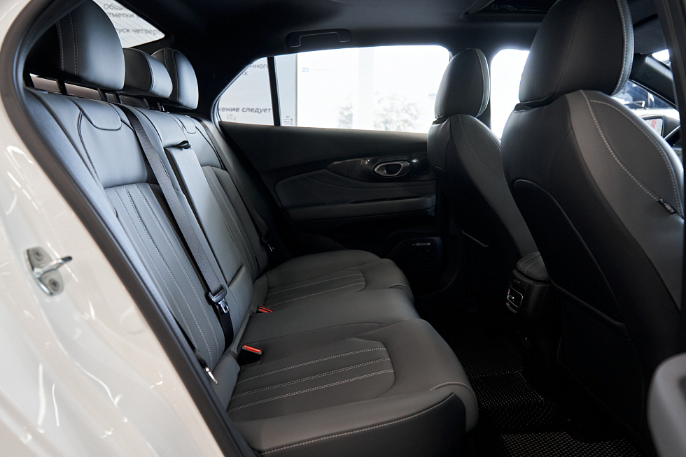 GAC Empow GL S-style, белый