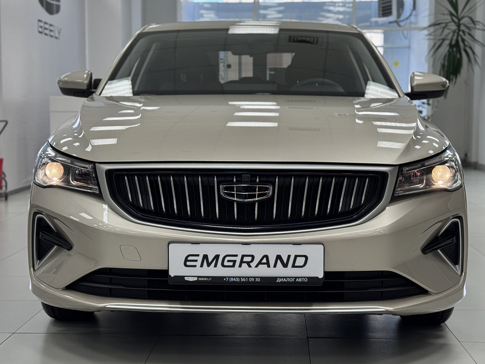 Geely Emgrand Comfort, бежевый