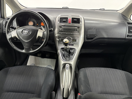 Toyota Auris, 2008 года, пробег 314046 км