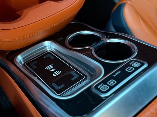 Mercedes-Benz V-Класс, 2023 года, пробег 28000 км