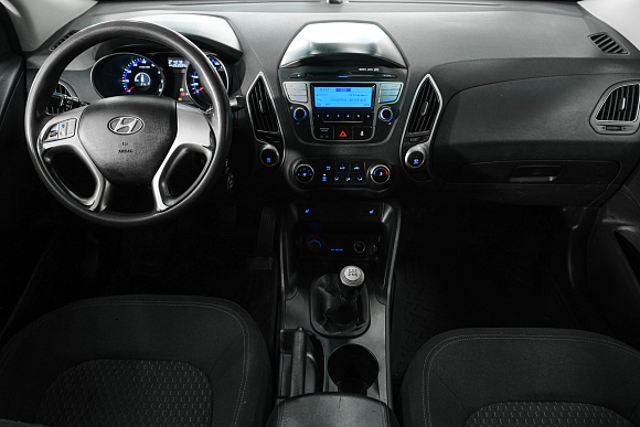 Hyundai ix35 Classic, 2011 года, пробег 263000 км
