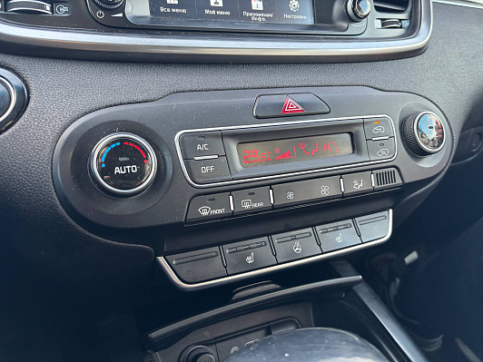 Kia Sorento Luxe, 2018 года, пробег 99342 км