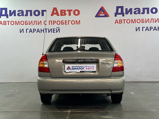 Hyundai Accent, 2011 года, пробег 145500 км