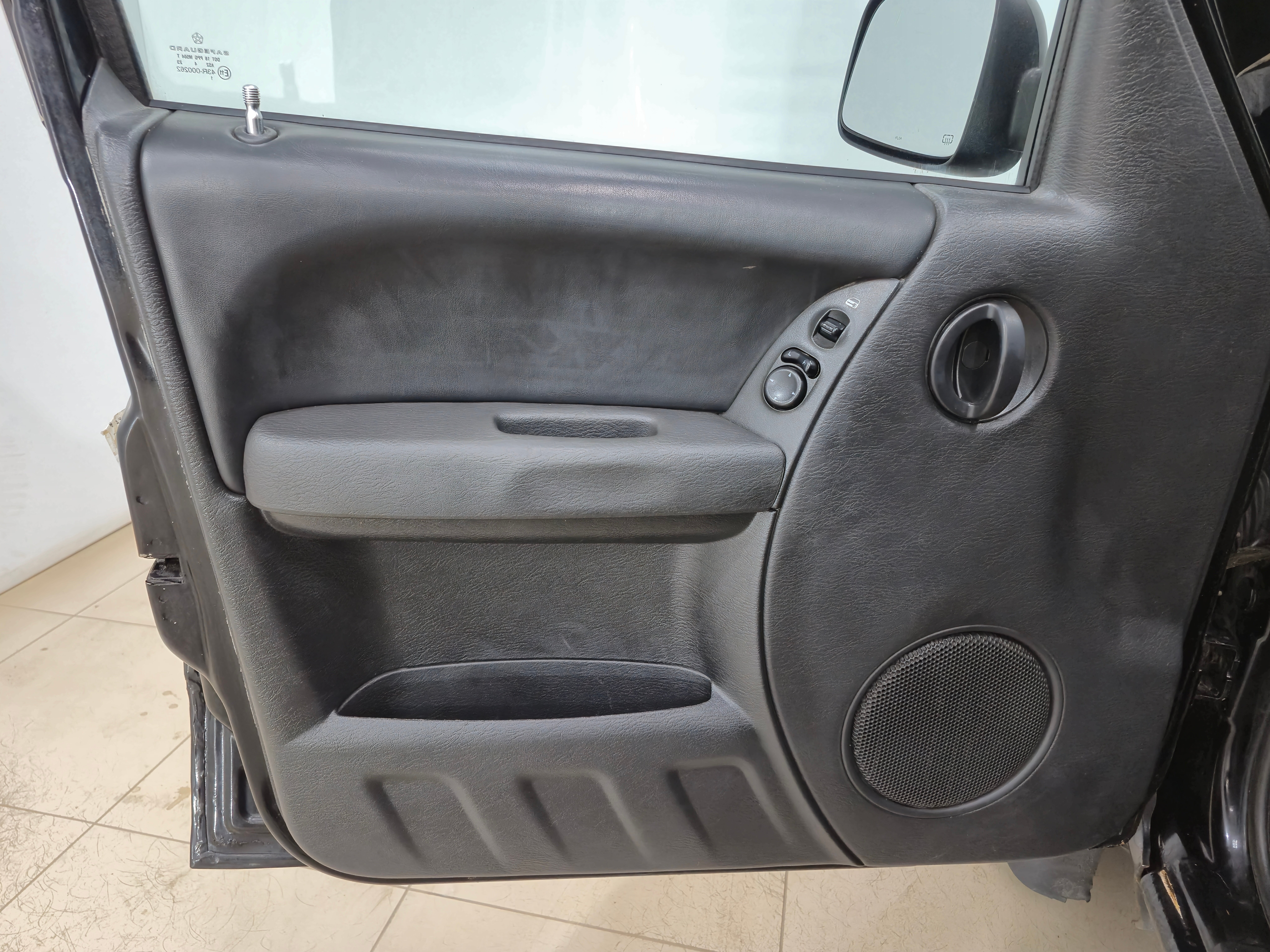 Jeep Cherokee, 2004 года, пробег 225511 км