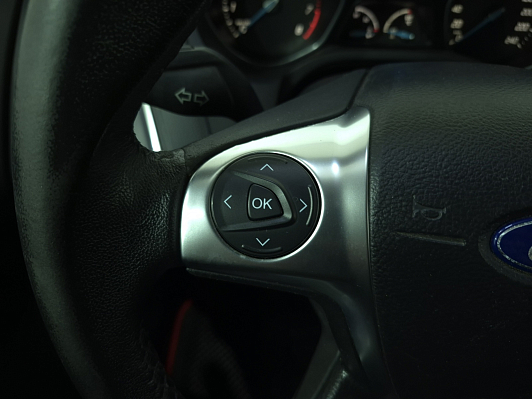 Ford Focus Titanium, 2012 года, пробег 144880 км