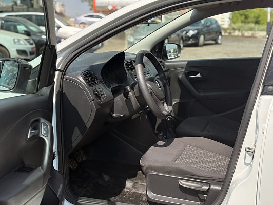 Volkswagen Polo Trendline, 2019 года, пробег 67468 км