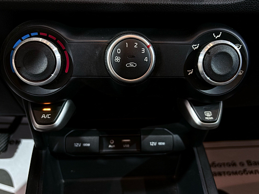Kia Rio Comfort, 2019 года, пробег 49000 км