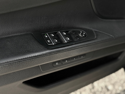 BMW 7 серии, 2013 года, пробег 126042 км