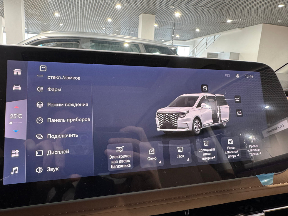 JAC RF8 Flagship, черный