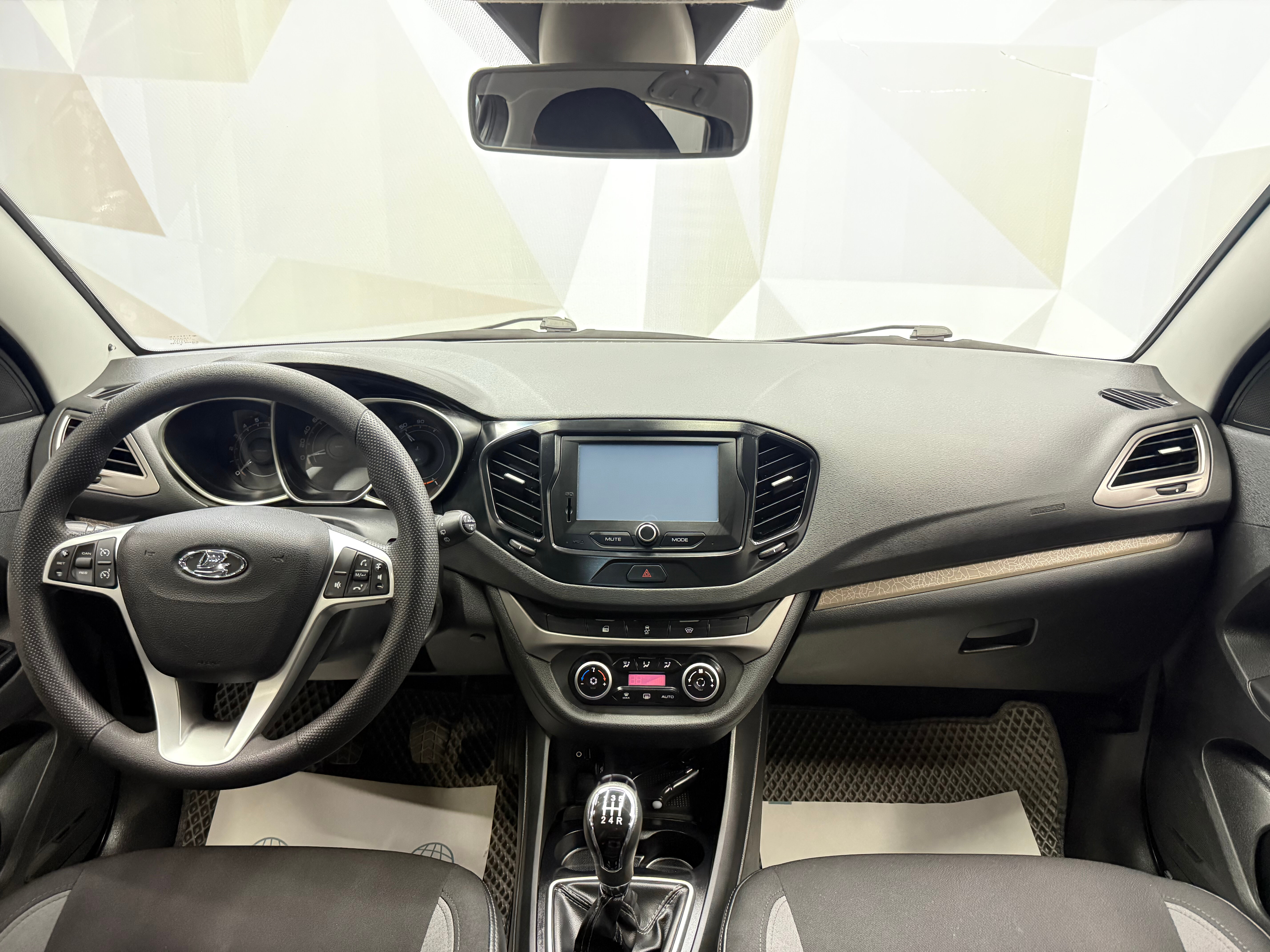 Lada (ВАЗ) Vesta Luxe, 2018 года, пробег 71538 км
