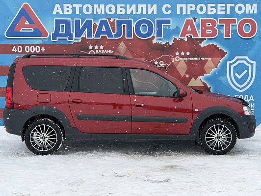 Lada (ВАЗ) Largus Luxe (5 мест), 2019 года, пробег 123500 км