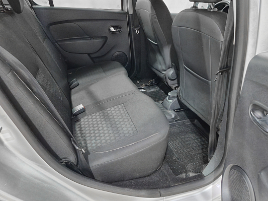 Renault Sandero Confort, 2015 года, пробег 154592 км
