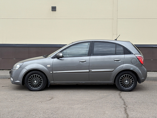Kia Rio Luxe, 2011 года, пробег 222435 км