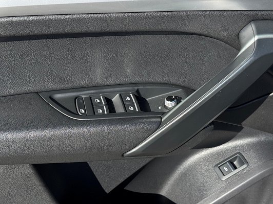 Audi Q5 Basis, 2017 года, пробег 172231 км