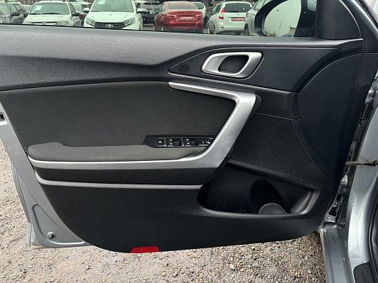 Kia Ceed, 2019 года, пробег 209035 км