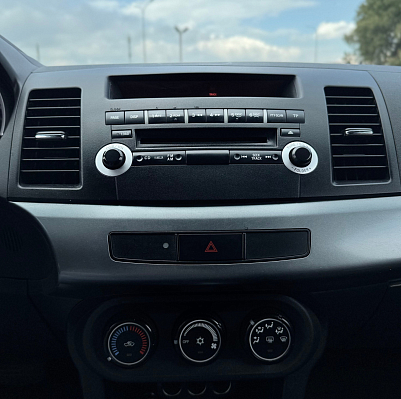 Mitsubishi Lancer, 2011 года, пробег 278868 км