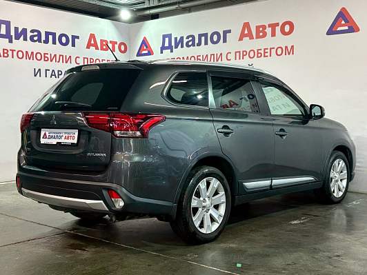 Mitsubishi Outlander Ultimate, 2015 года, пробег 169911 км