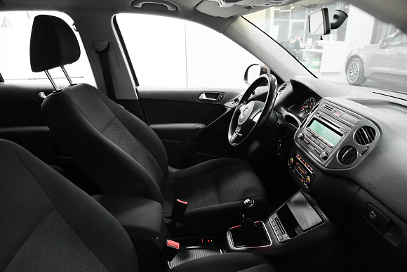 Volkswagen Tiguan CLUB, 2014 года, пробег 220000 км