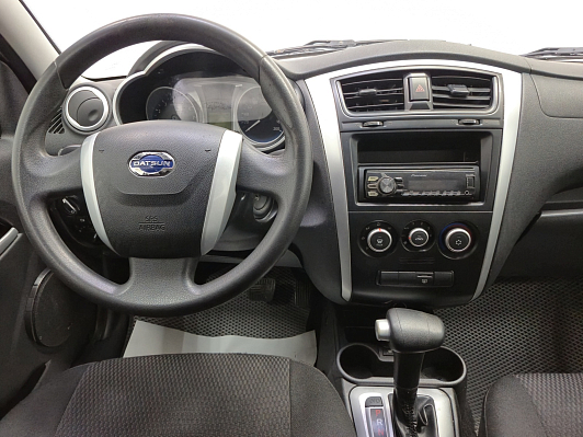 Datsun mi-DO Trust III, 2015 года, пробег 124708 км