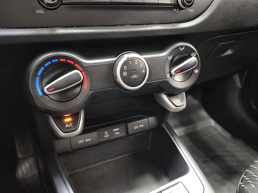 Kia Rio Comfort, 2017 года, пробег 103090 км