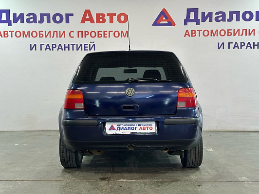 Volkswagen Golf, 2002 года, пробег 388000 км