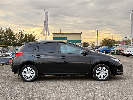 Toyota Auris, 2014 года, пробег 117732 км
