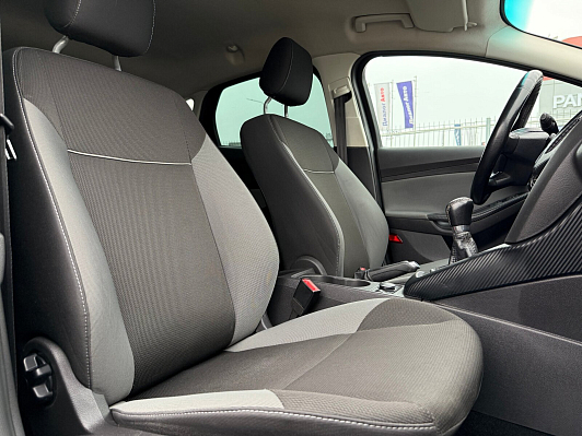 Ford Focus Ambiente, 2012 года, пробег 108566 км