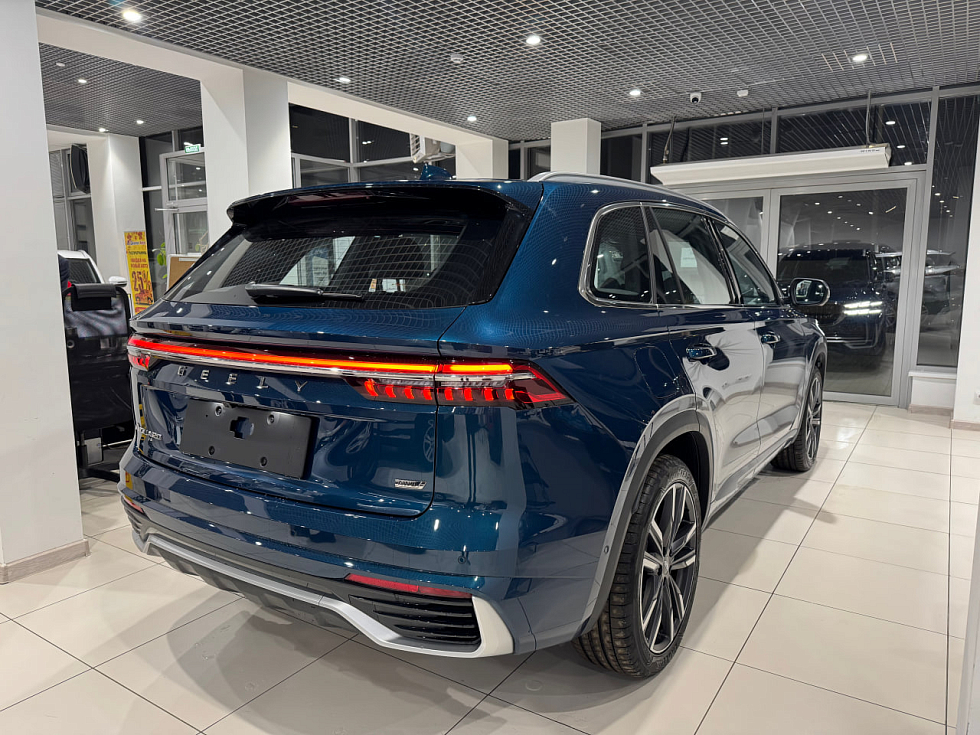 Geely Monjaro Exclusive (2023-2025), синий