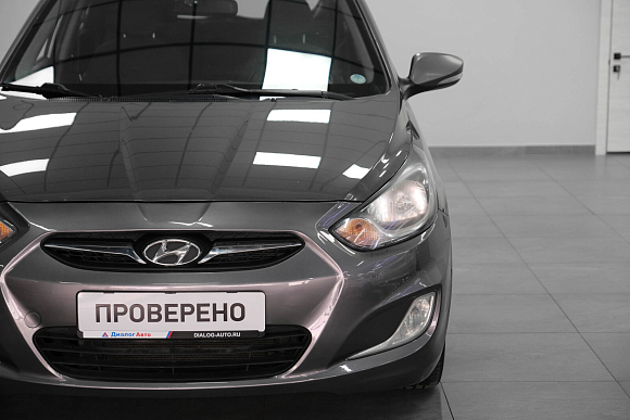 Hyundai Solaris Dynamic, 2012 года, пробег 190000 км