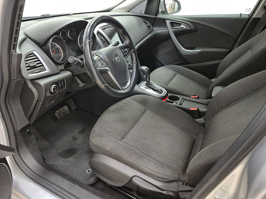 Opel Astra Cosmo, 2013 года, пробег 216093 км
