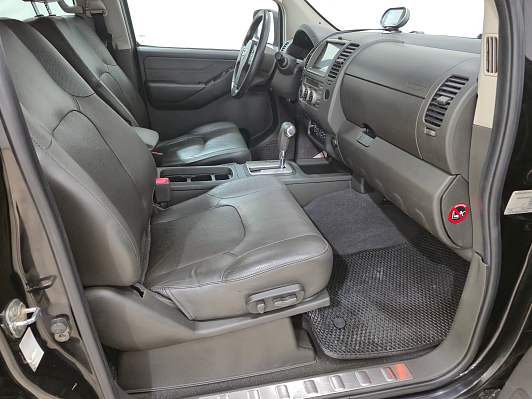 Nissan Navara (Frontier), 2007 года, пробег 220035 км