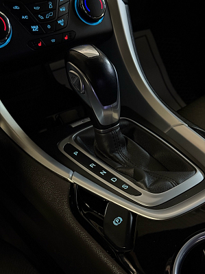 Ford Mondeo Trend, 2015 года, пробег 89000 км