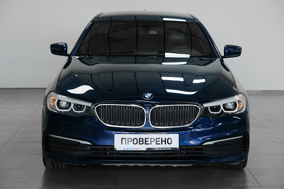 BMW 5 серии 530i xDrive Luxury, 2017 года, пробег 235000 км