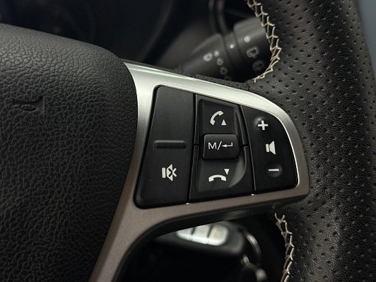 Lada (ВАЗ) Vesta Comfort, 2018 года, пробег 103500 км