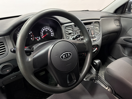 Kia Rio, 2010 года, пробег 189000 км