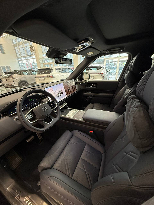 Zeekr 9X Hyper (5 seats), черный