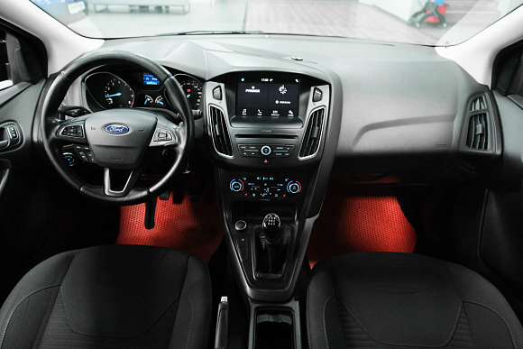 Ford Focus SYNC Edition, 2017 года, пробег 200898 км