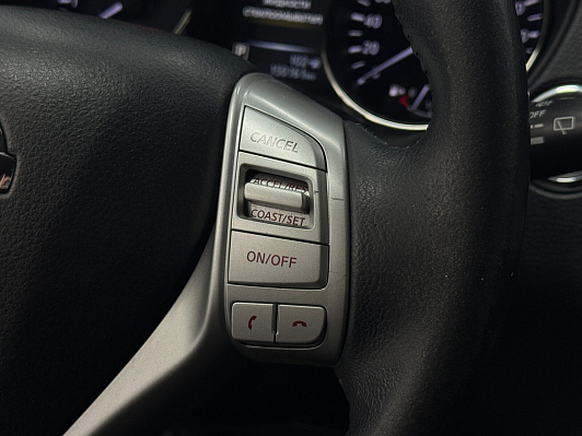Nissan X-Trail SE, 2015 года, пробег 150119 км