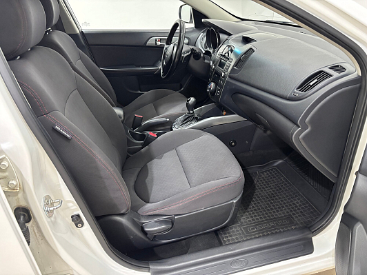 Kia Cerato, 2012 года, пробег 207000 км
