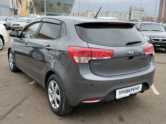 Kia Rio Luxe, 2015 года, пробег 72000 км