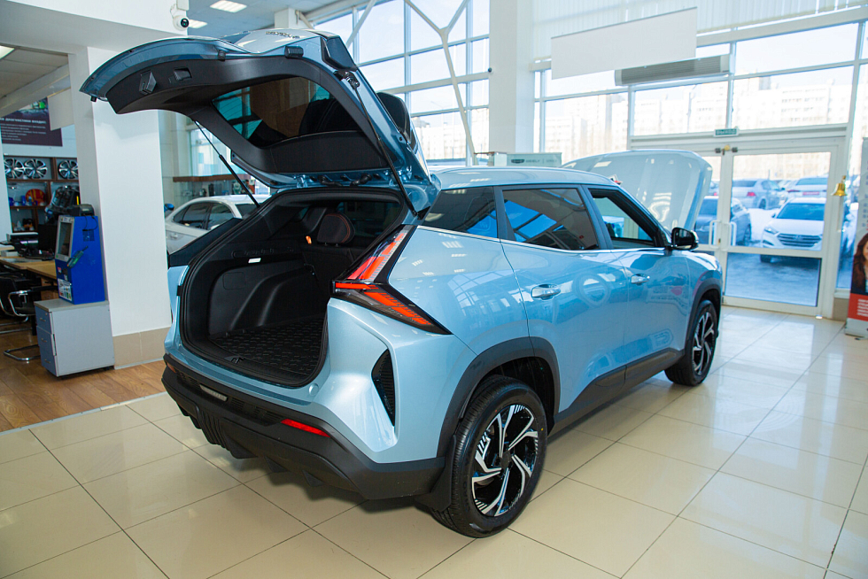 Geely Cityray Luxury, голубой