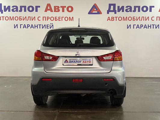 Mitsubishi ASX Invite, 2012 года, пробег 184600 км