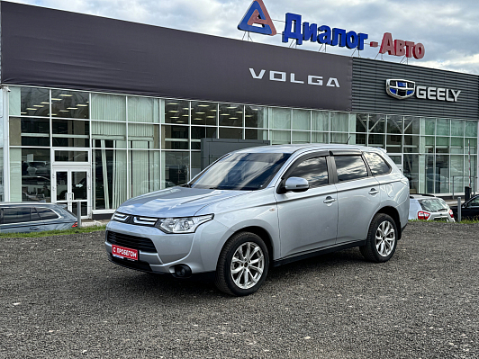 Mitsubishi Outlander Inform, 2013 года, пробег 252500 км