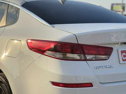 Kia Optima Luxe, 2018 года, пробег 82244 км