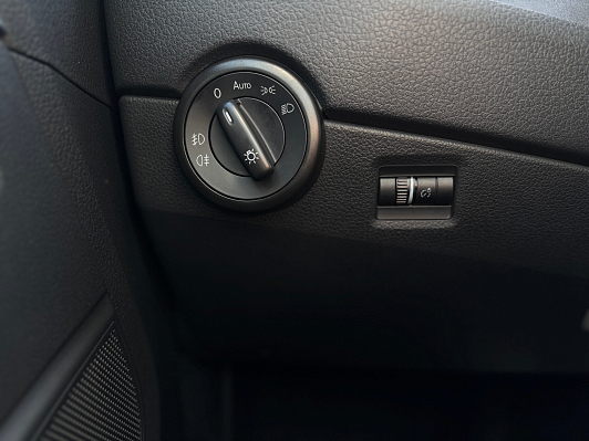 Volkswagen Caravelle Comfortline, 2016 года, пробег 87813 км