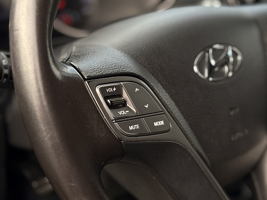 Hyundai Santa Fe Comfort, 2015 года, пробег 172012 км